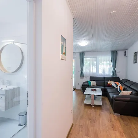 Апартаменты Menta Шиофок