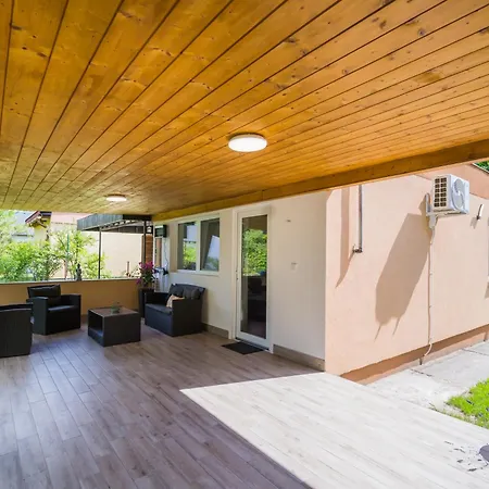 Menta Apartment